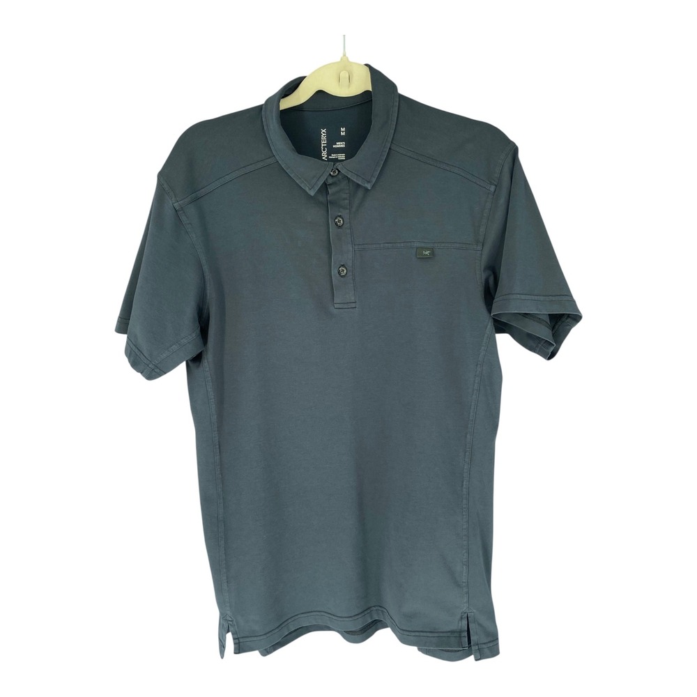 Arcteryx Captive SS Polo Mens Medium Charcoal Gray Cotton Blend Shirt 14450